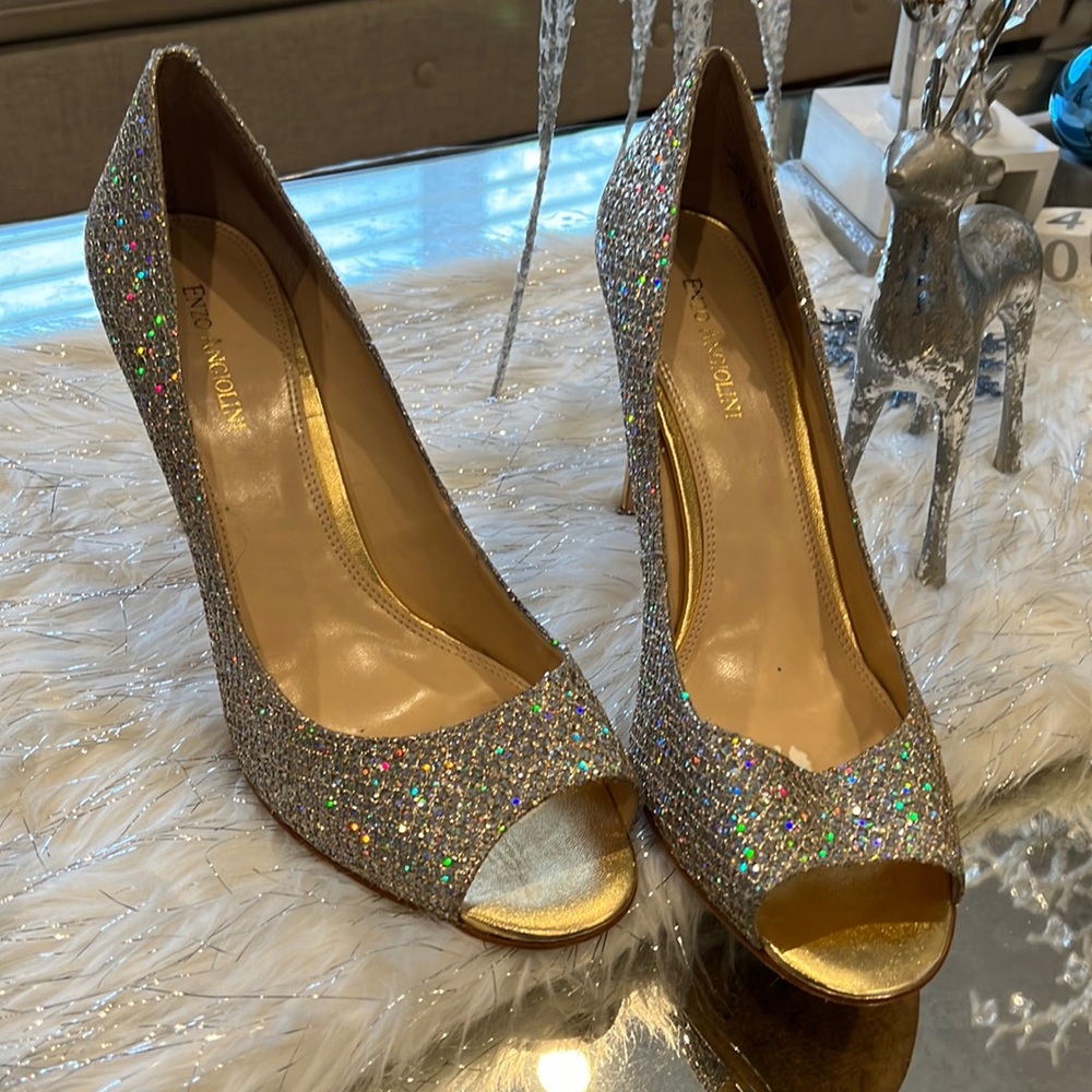 Enzo Angiolini gold silver sparkling peep toe pumps